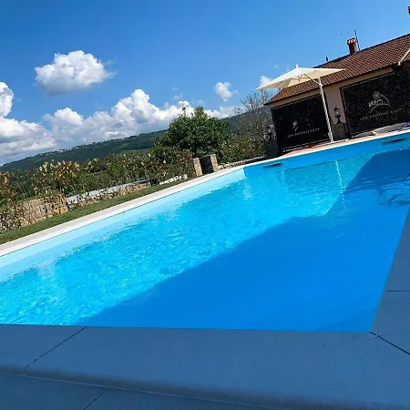 Villa Santoma Hill *