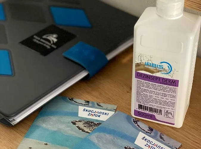 Santoma Hill 别墅 *